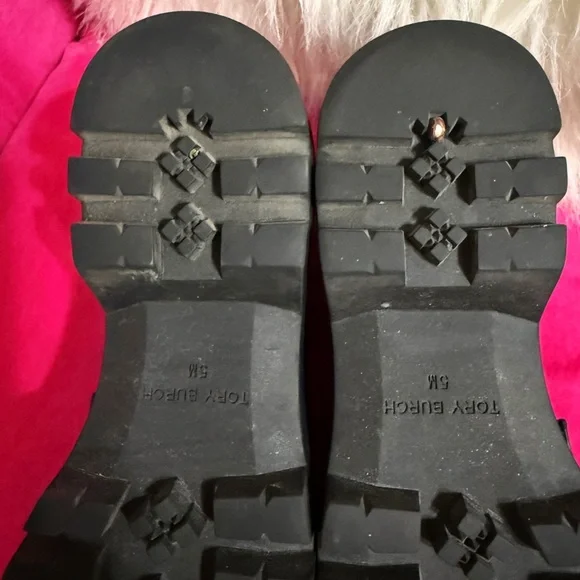 Tory Burch Black chunky Loafers with Gold Logo - Picture 5 of 6